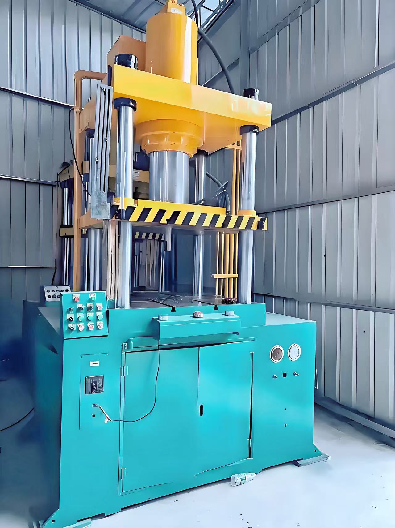 油壓機(jī)沖床回收