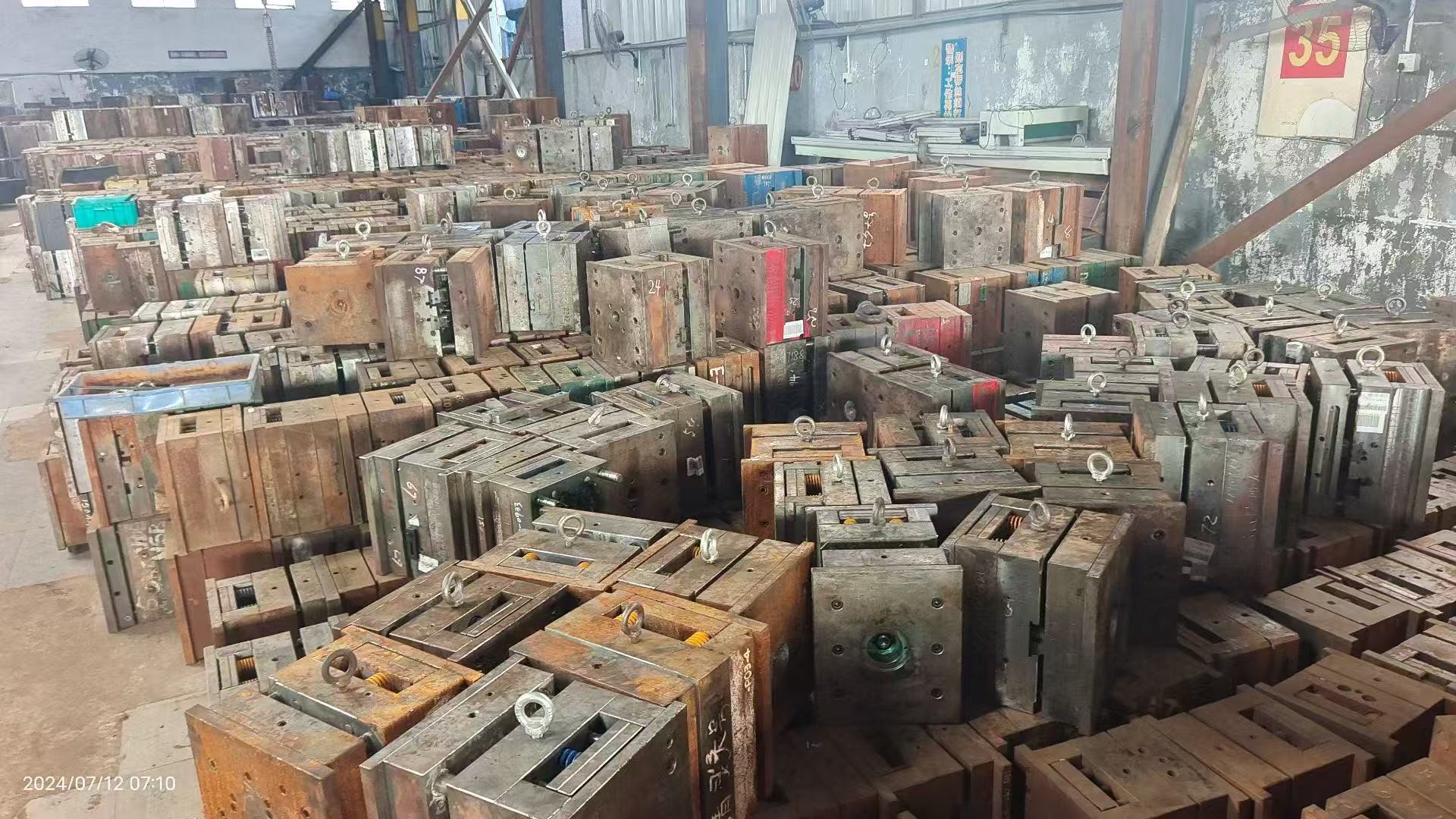 電纜電線，模具